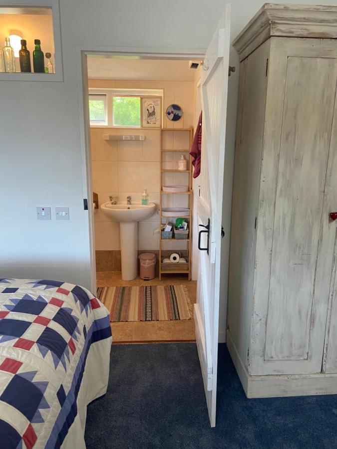 טראלי Barrow Harbour Studio Apartment מראה חיצוני תמונה